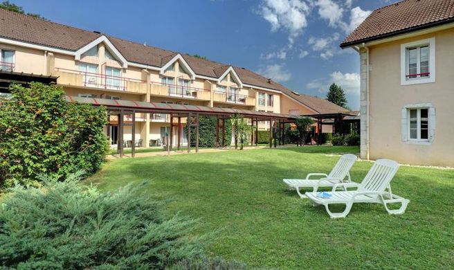 m3 Hotel Ferney Exterior