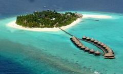 Angaga Island Resort & Spa