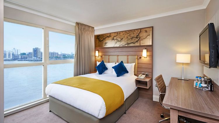 Doubletree by Hilton London - Docklands Room