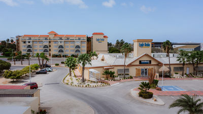 Eagle Aruba Resort