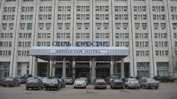 Aerostar Hotel Exterior