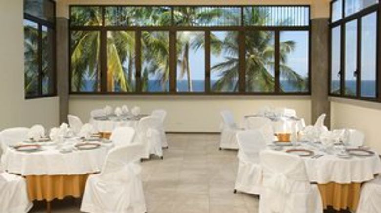 <b>Tango Mar Beach Hotel, Spa & Golf Resort Banquet</b> <b>Tango Mar Beach Hotel, Spa & Golf Resort Banquet</b>