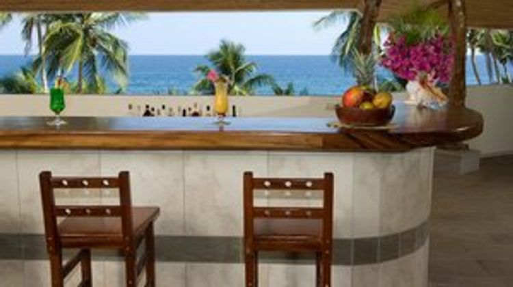 Tango Mar Beach Hotel, Spa & Golf Resort Bar/Lounge