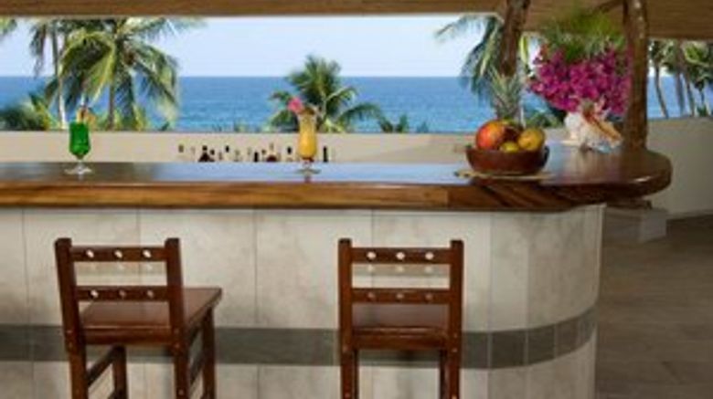 <b>Tango Mar Beach Hotel, Spa & Golf Resort Bar/Lounge</b> <b>Tango Mar Beach Hotel, Spa & Golf Resort Bar/Lounge</b>