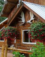 Riversong Lodge