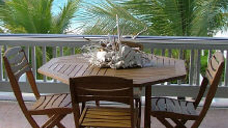 Sibonne Beach Hotel Suite