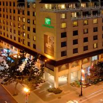 Holiday Inn Centrevillle Downtown