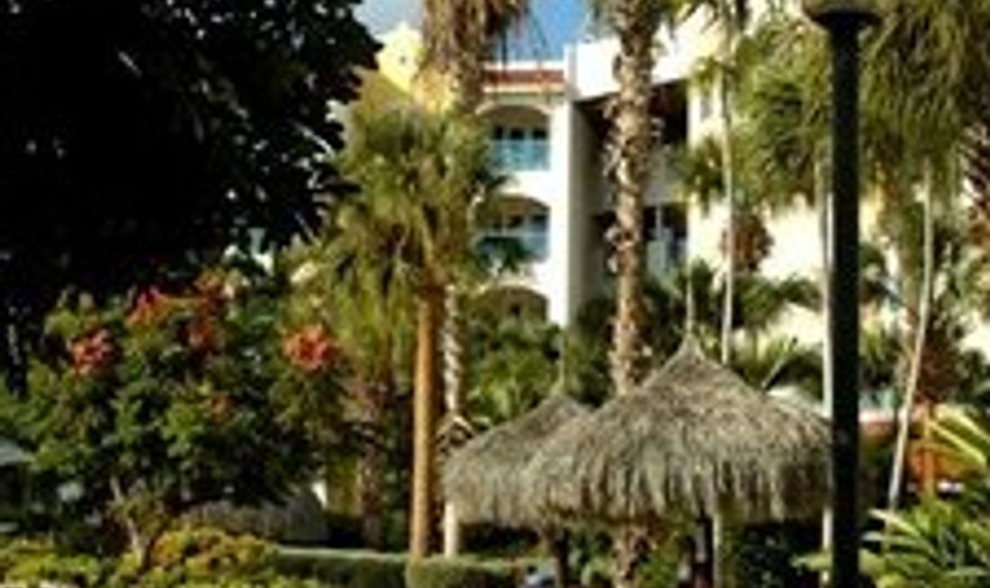 Costa Linda Beach Resort Exterior