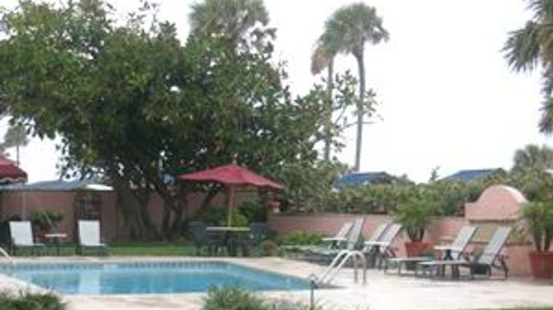 <b>Inn at Cocoa Beach Pool</b>