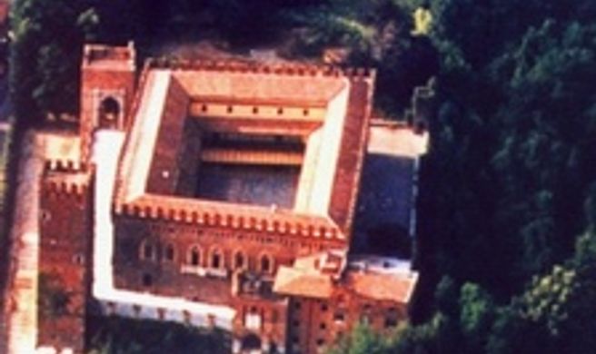 Castello di Carimate Exterior