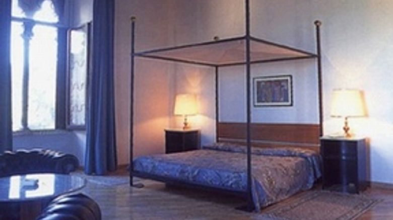 <b>Castello di Carimate Suite</b>