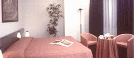 Hotel Floris Room
