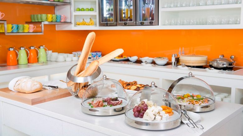 <b>OZO Wesley Hong Kong Restaurant</b>