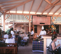 Kaye 'La Hotel Restaurant