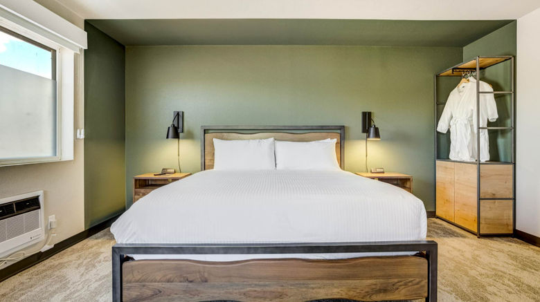 <b>The Outrider Hotel Room</b>
