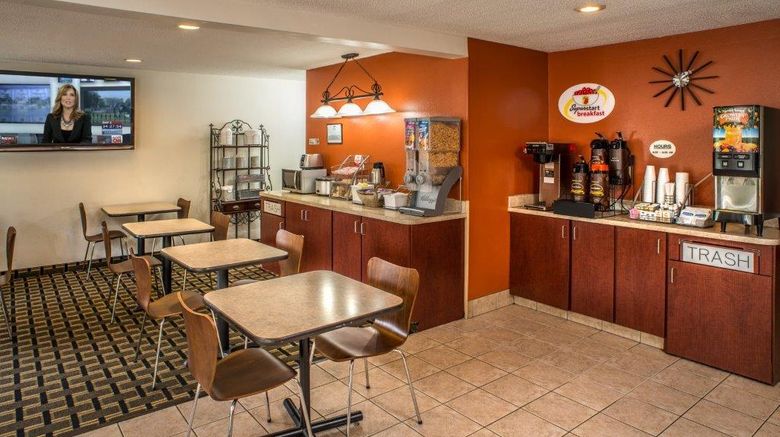 <b>Super 8 Prestonsburg Restaurant</b>