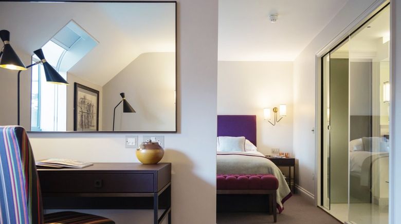 <b>Old Parsonage Hotel Suite</b>
