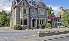 McInnes House Hotel