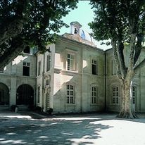 Cloitre St Louis Hotel