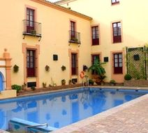 Alcazar de la Reina Pool