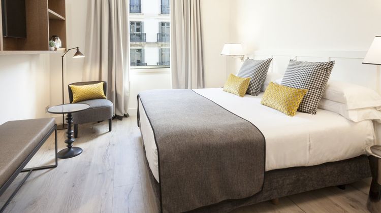 Gallery Hotel Room