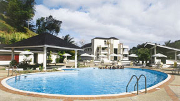 Cascadia Hotel & Conference Center Pool