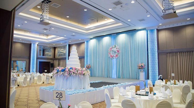 Anantara Riverside Bangkok Resort Banquet