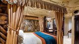 Thorngrove Manor Hotel Suite