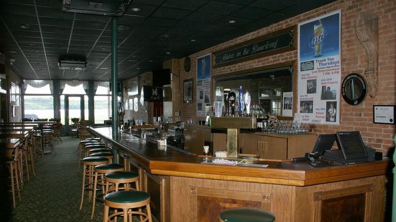<b>Kingsley Inn Restaurant</b>