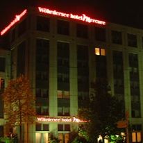 Novina Hotel Woehrdersee