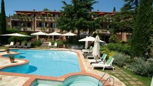 Relais Santa Chiara Hotel