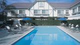 Folk Inn Ontario Airport Spa