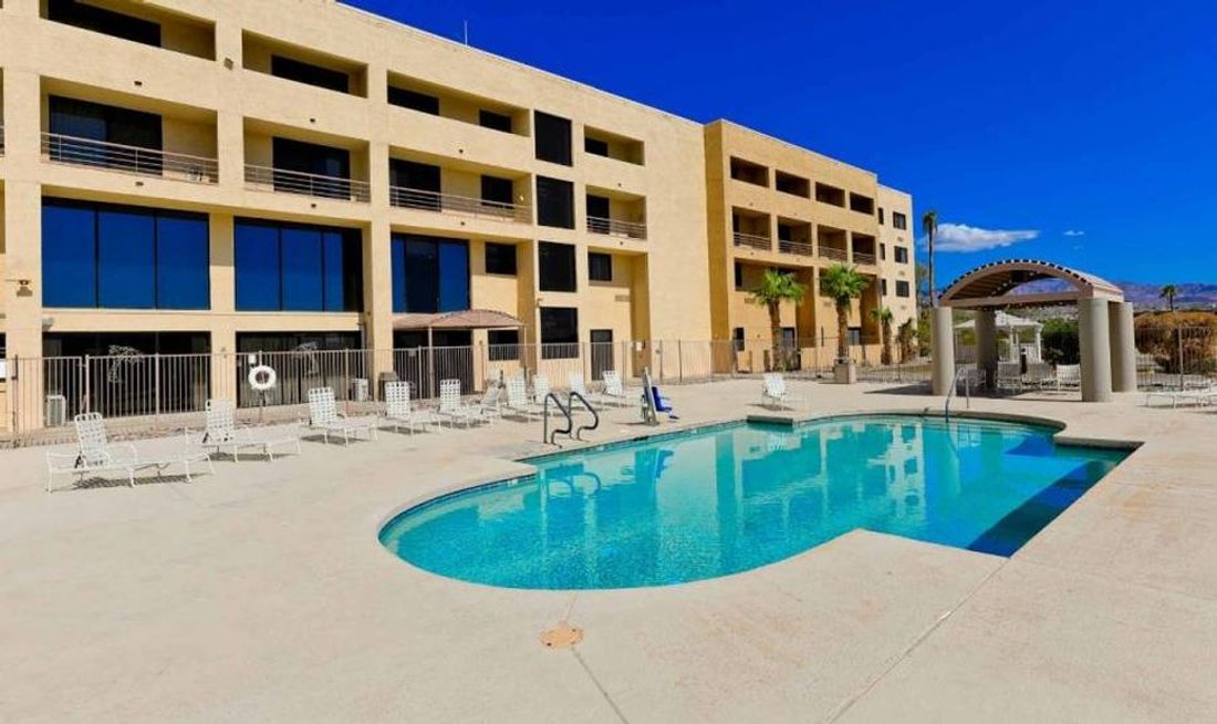 Studio 6 Suites Lake Havasu City Exterior
