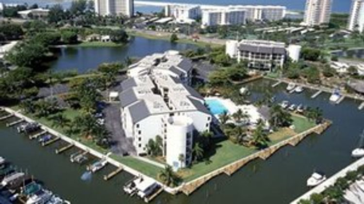 Santa Maria Harbour Resort Exterior