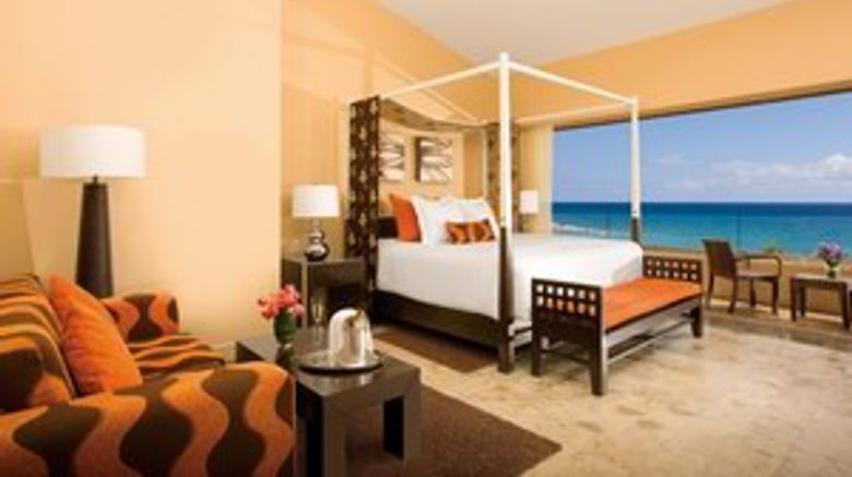 <b>Dreams Puerto Aventuras Resort & Spa Room</b> <b>Dreams Puerto Aventuras Resort & Spa Room</b>