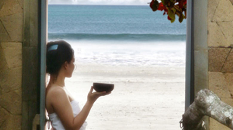 <b>The Royal Beach Seminyak Bali Spa</b> <b>The Royal Beach Seminyak Bali Spa</b>