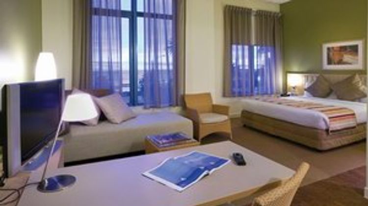 Novotel Melbourne St Kilda Suite