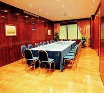 Hotel Sancho Ramirez Meeting