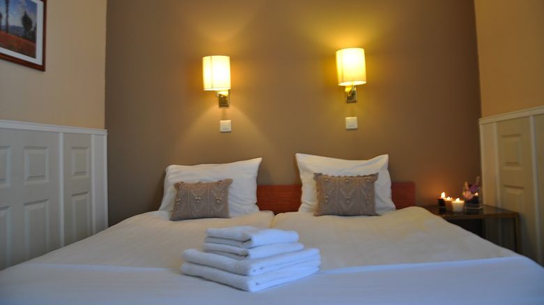 <b>Hotel Apple Inn Room</b>