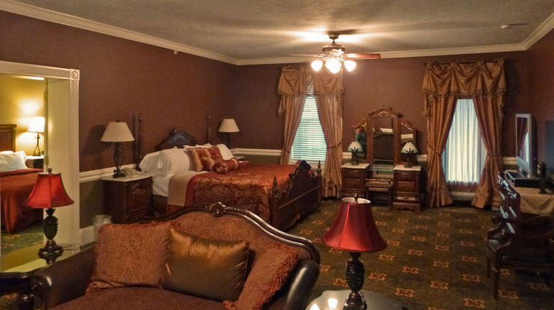 <b>The Inn at Jim Thorpe Suite</b>