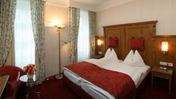 Hotel Jaeger Room