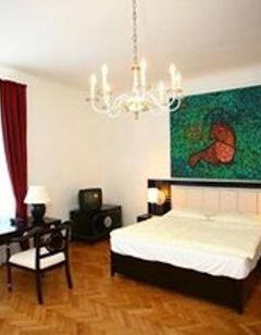 Hotel Pension Museum