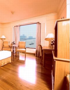 The Montien Riverside Hotel