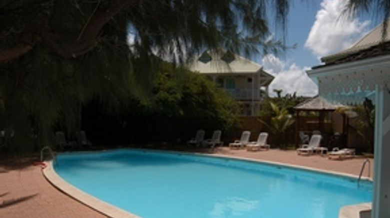 <b>La Playa Orient Bay Pool</b>