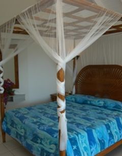La Playa Orient Bay