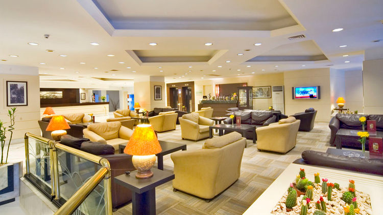 Richmond Istanbul Hotel Lobby