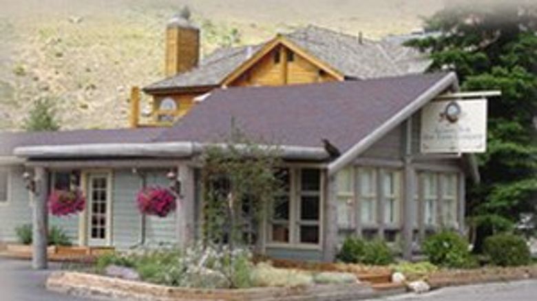 Miller Park Lodge Exterior