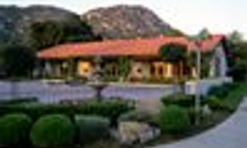 Riviera Oaks Resort & Racquet Club