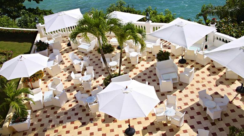 <b>Cayo Levantado Resort Bar/Lounge</b> <b>Cayo Levantado Resort Bar/Lounge</b>