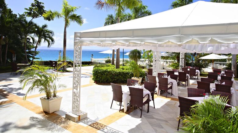 <b>Cayo Levantado Resort Restaurant</b> <b>Cayo Levantado Resort Restaurant</b>